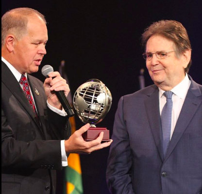 reinhard bonnke receives award