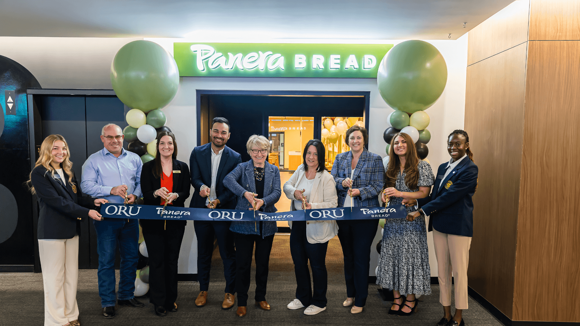 Panera Bread Ribbon Cutting