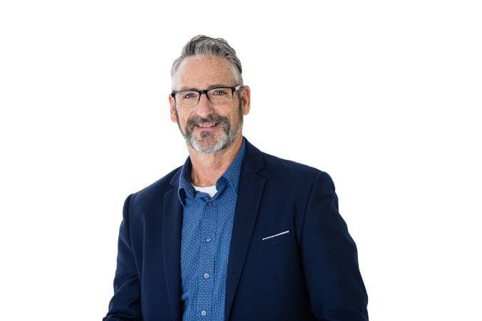 Dr. Ronnie Gaines
